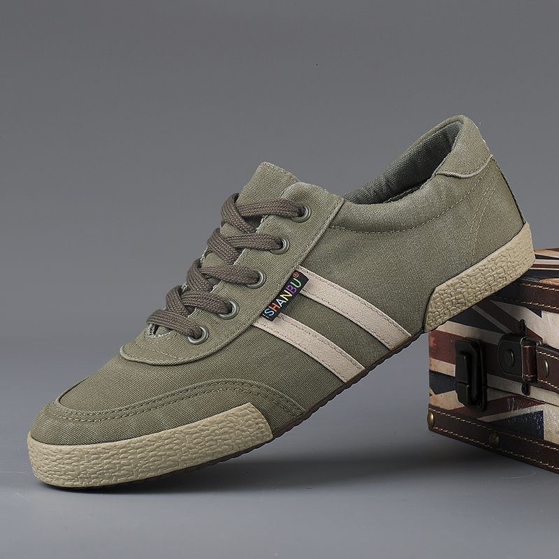 2025 Spring New Men's Low Top Canvas Korean Edition Classic Student Casual Flat Bottom Lace Breathable Board Shoes