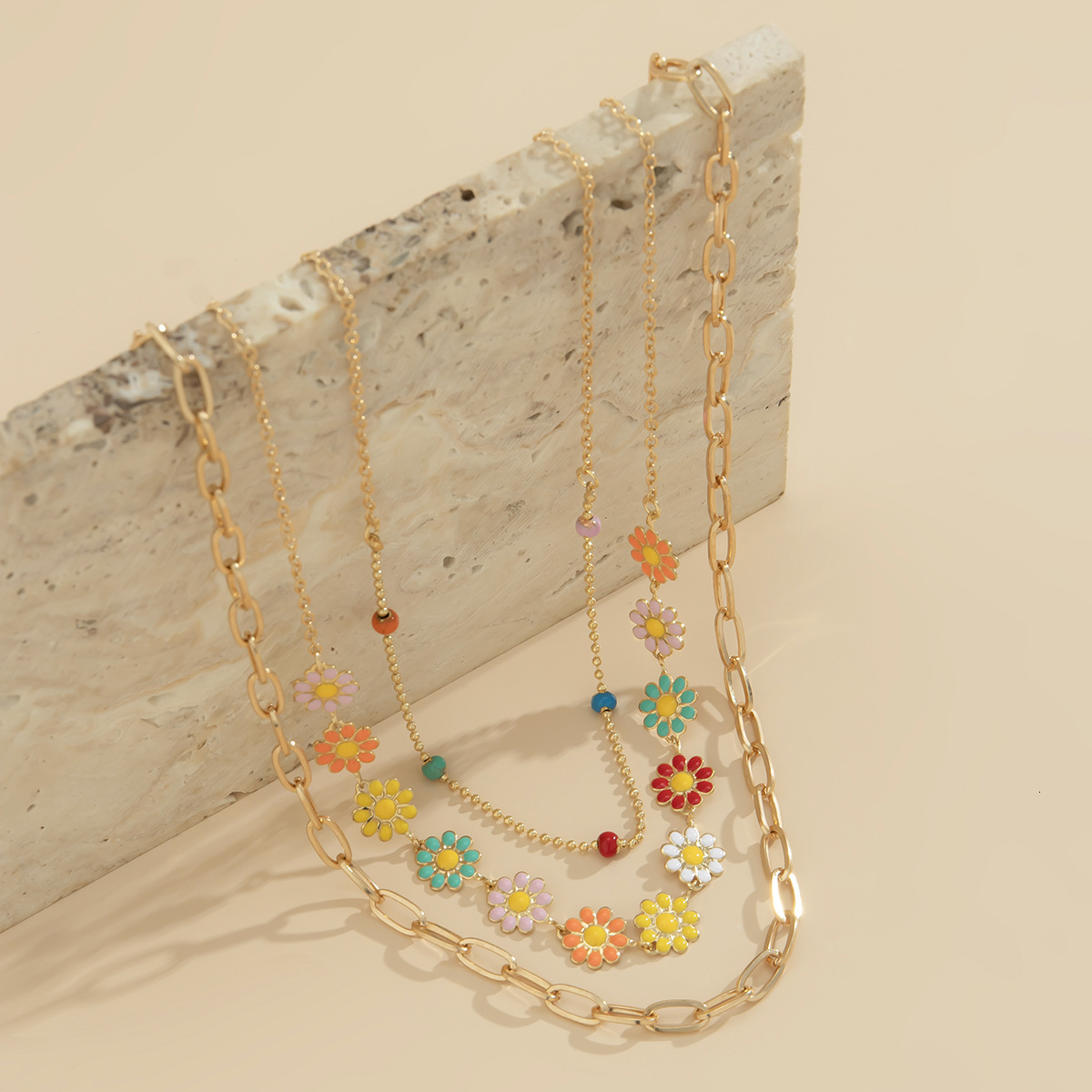 women fashion Jewelry minimalist ethnic style colorful small daisy trendy hip-hop metal necklace