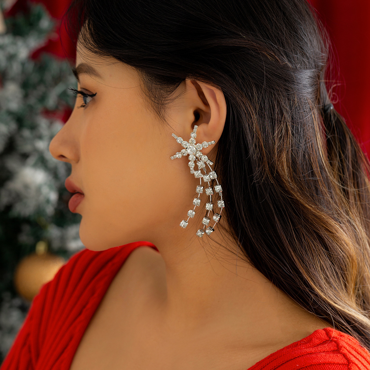 Woman fashion Adornment exaggeration cold wind star wer niche Christmas snowflake dia love earrings