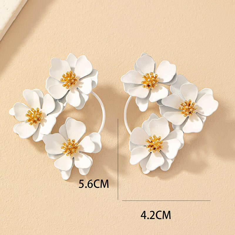 Wind multicolored wers, small fresh earrings, stylish and versatile style, trendy accessories, Qingdao jewelry