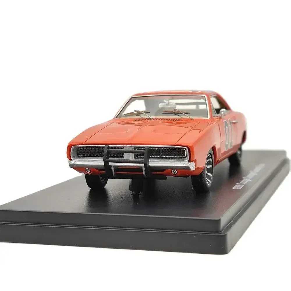 Auto World 1 43 1969 Charger General Lee Red AWRSS1151 Limited Edition Resin Model Car Collection Toys GiftT250215