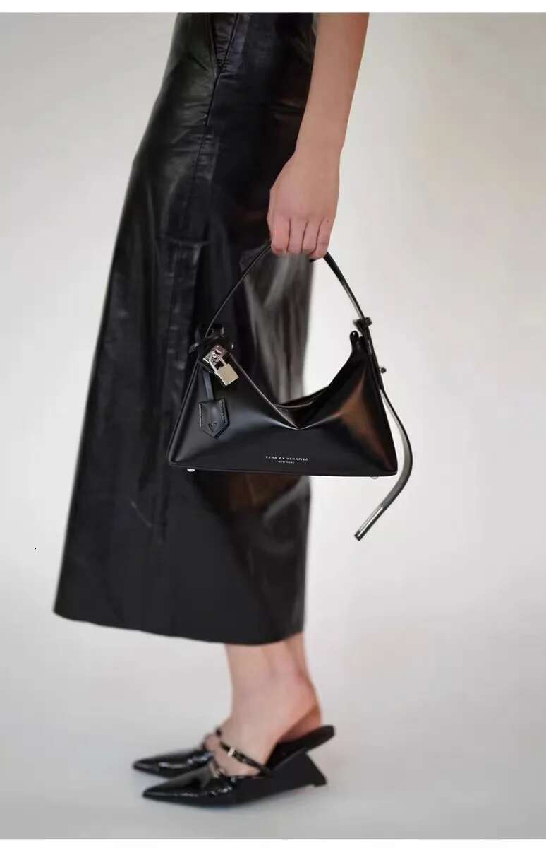 VERA BY VERAFIED New European and American Underarm Handheld Women's Bag