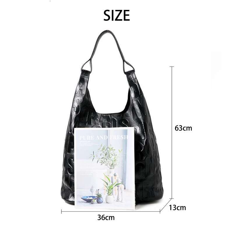 2025 New Letter Print Cowhide Tote Hanlebag For Women Casual Large Capacity Commuter Genuine Leather Armpit Shoulder Bag