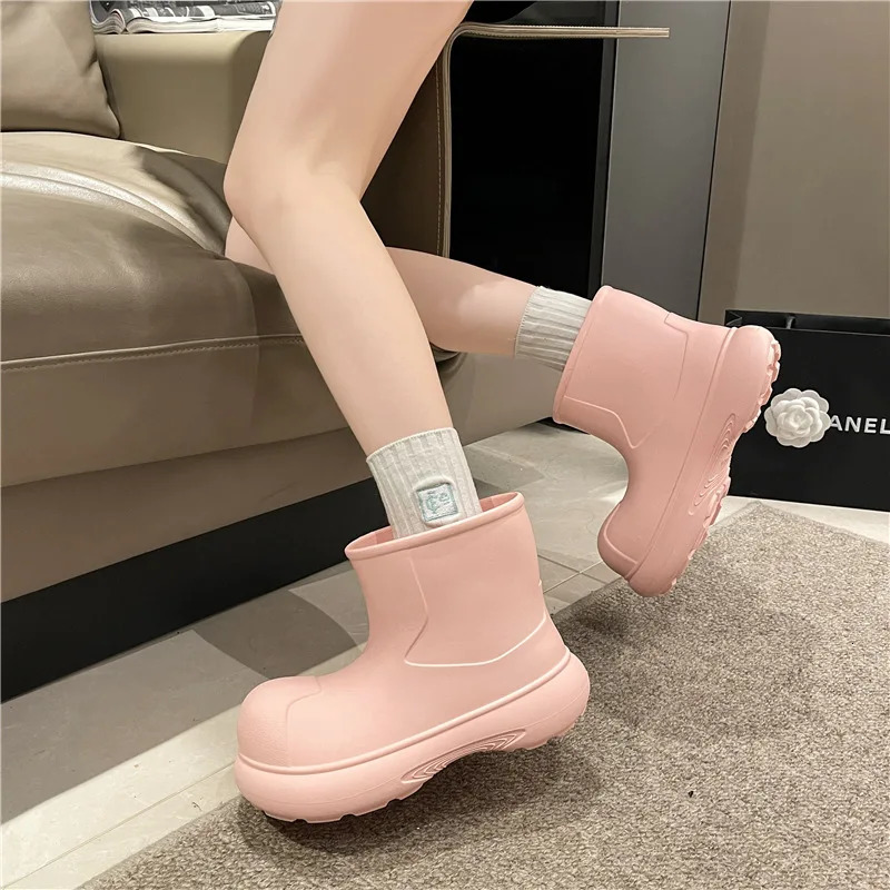 Fashionable Rain Boots for Women Mid-Calf Cute Outdoor Thick-Soled EVA Water-Proof Rain Shoes Simple and Versatile 250213