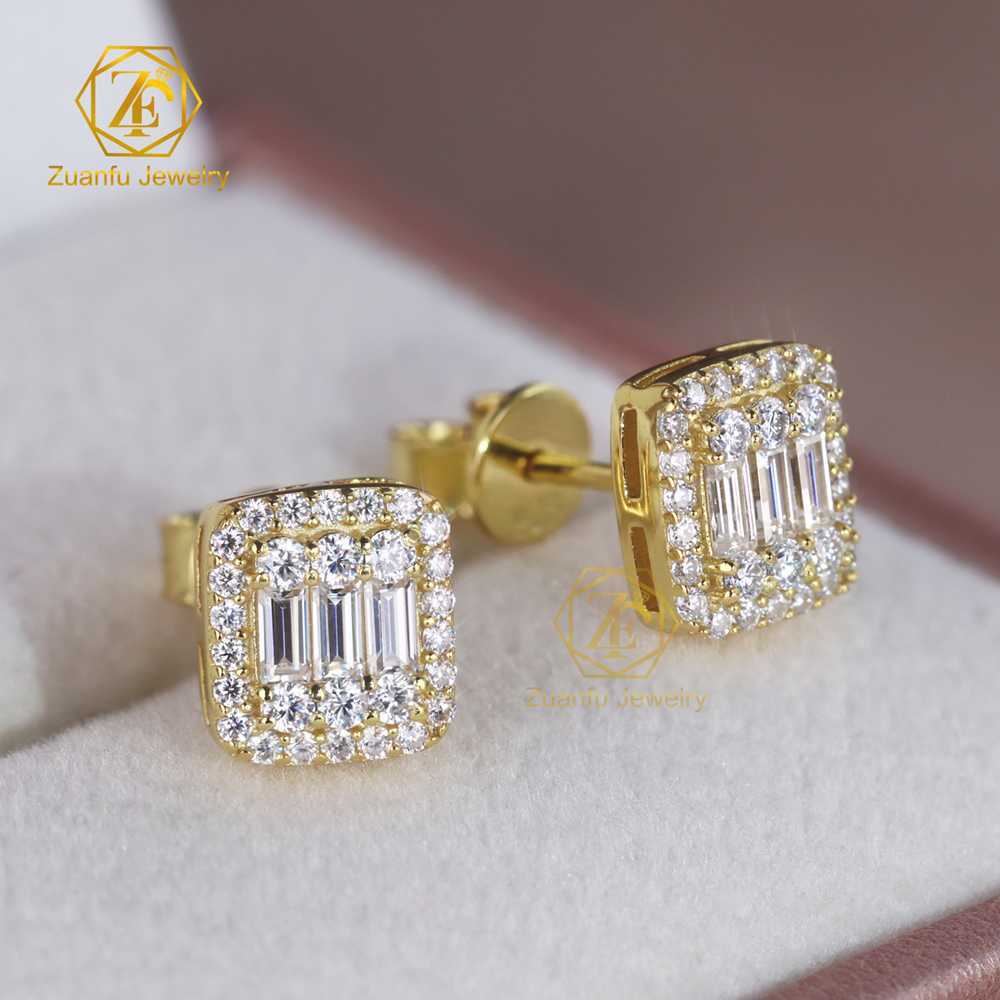 Factory Outlet Unisex Hiphop Stud Earrings 18k Gold Plated 925 Sterling Silver Base Baguette Moissanite Diamond Ear Stud