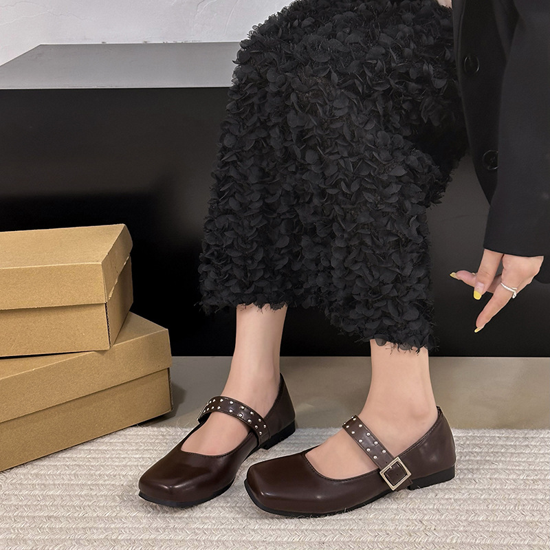 Women Casual Shoes Flat Bottom Simple Design Versatile Comfort Shoes Triple Black Beige Brown Free shipping