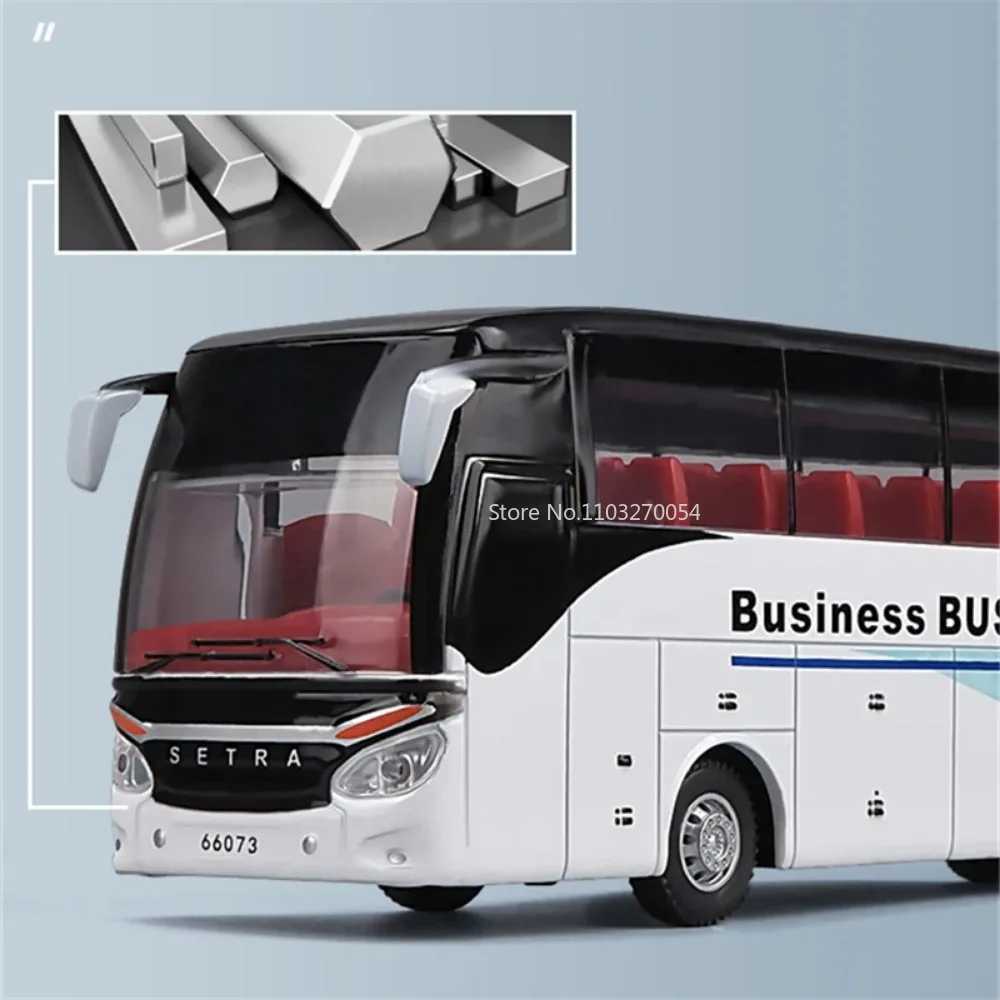 1/32 Alloy Single-layer Bus Car Model Toys Diecast Simulation Metal Business Bus Vehicle Sound Light Pull Back Children Gift ToyT250215