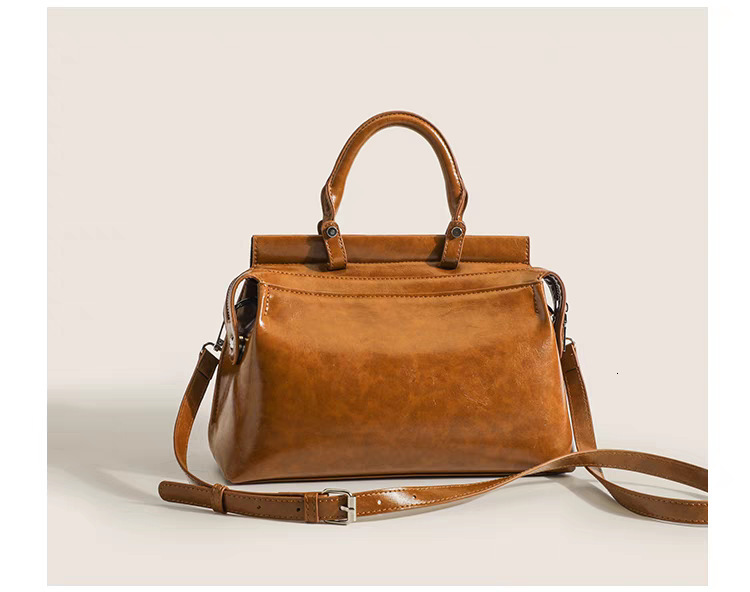 Messenger For Women 2024 New Top Quality Retro Shoulder Crossbody Bag Large-Capacity Textured Portable Briefcase