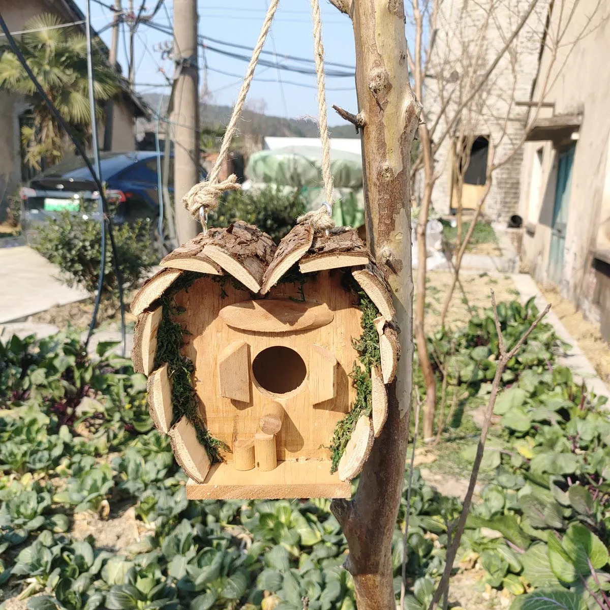 Wooden Birds Nest Outdoor Hanging Heart-Shaped Birds Nest House with Pole Small Birdcage House Budgie Bird House 1 Piece 250206