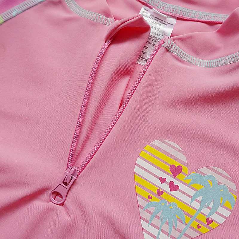Two-Piece Girls Swimsuit Print Short Sleeve UPF 50 UV Swimwear Rash Guard Children Swimwear Summer Kids Beach Wear ShortsXJ250214