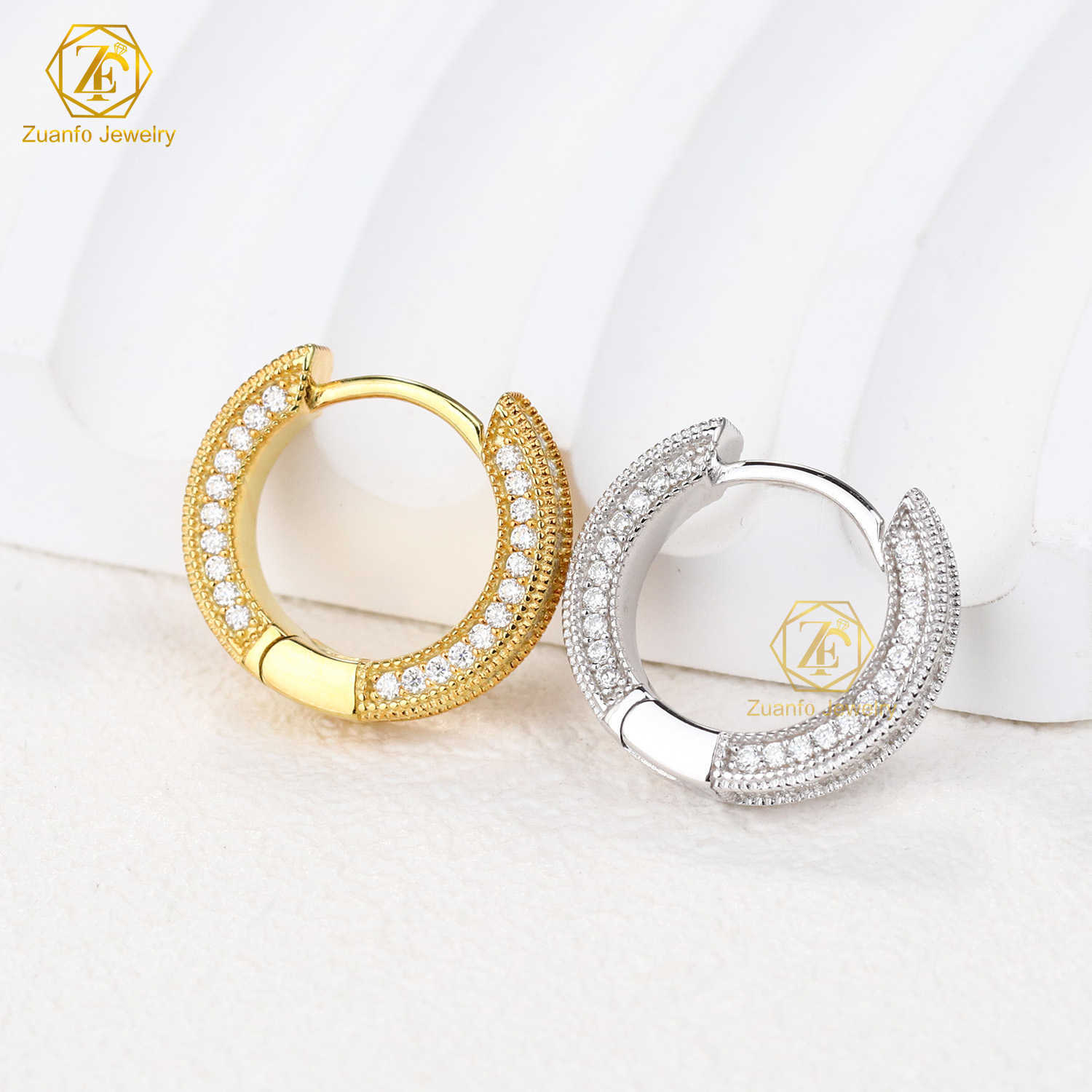Factory Direct Sale Iced Out Moissanite Hiphop Earrings 18k Gold Plated 925 Silver Hoop Earrings for Party Gifts
