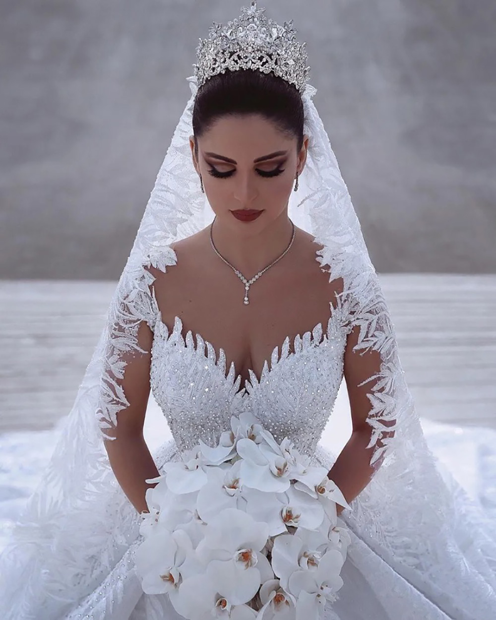 a line wedding dresses crystals lace appliques tulle fitted bridal gowns plus size beaded arabic