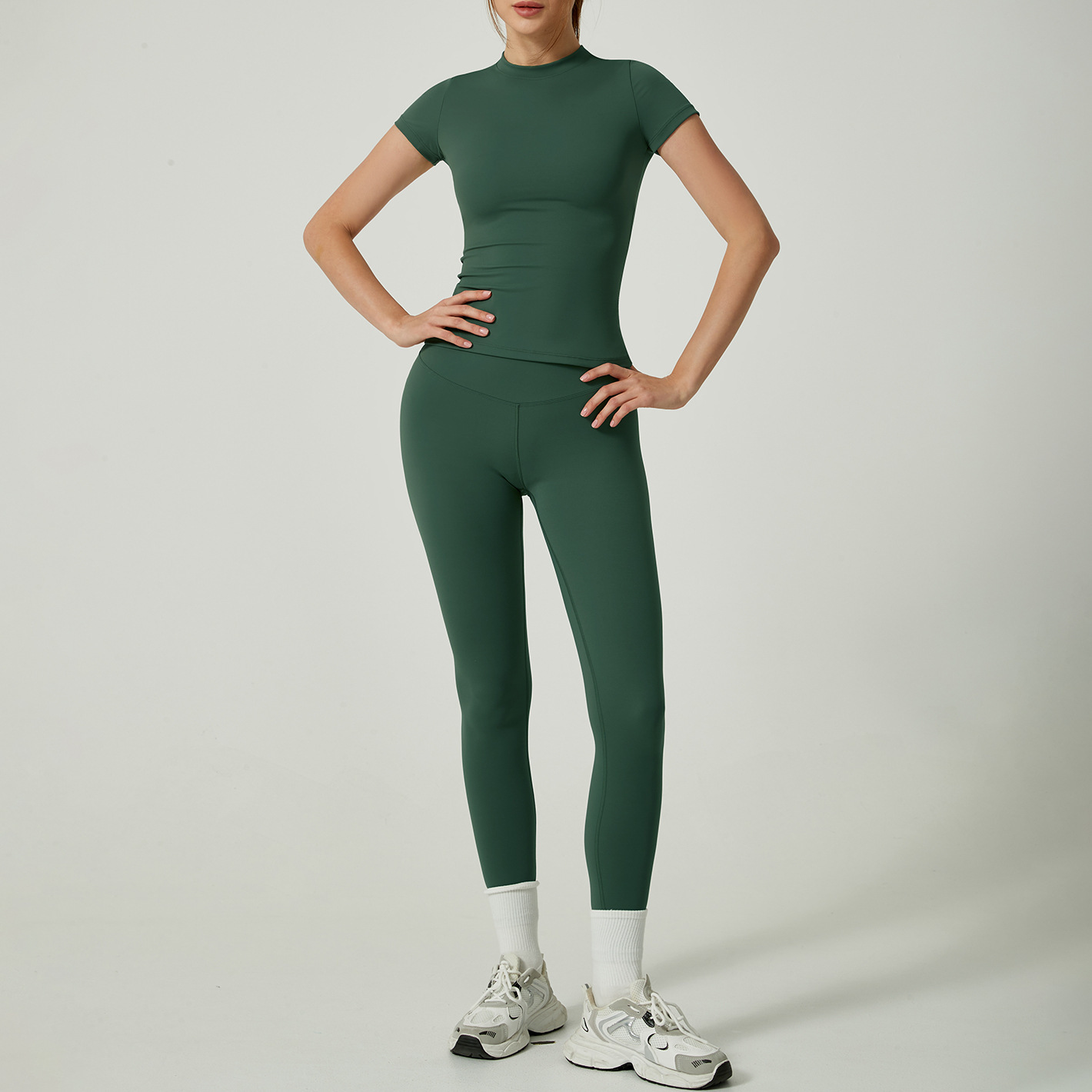 New women's 6-color casual two-piece set sexy tight fitting short sleeved pants high-quality yoga clothes running suit fitness suit