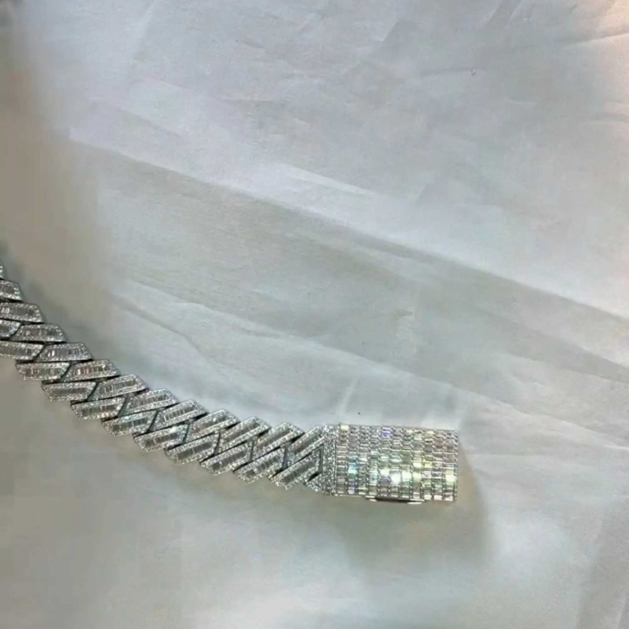 Classic Rock Street Iced Out Hip Hop Chain 16mm Miami Cuban Necklace for Men Wholesale Gold Rapper Jewelry