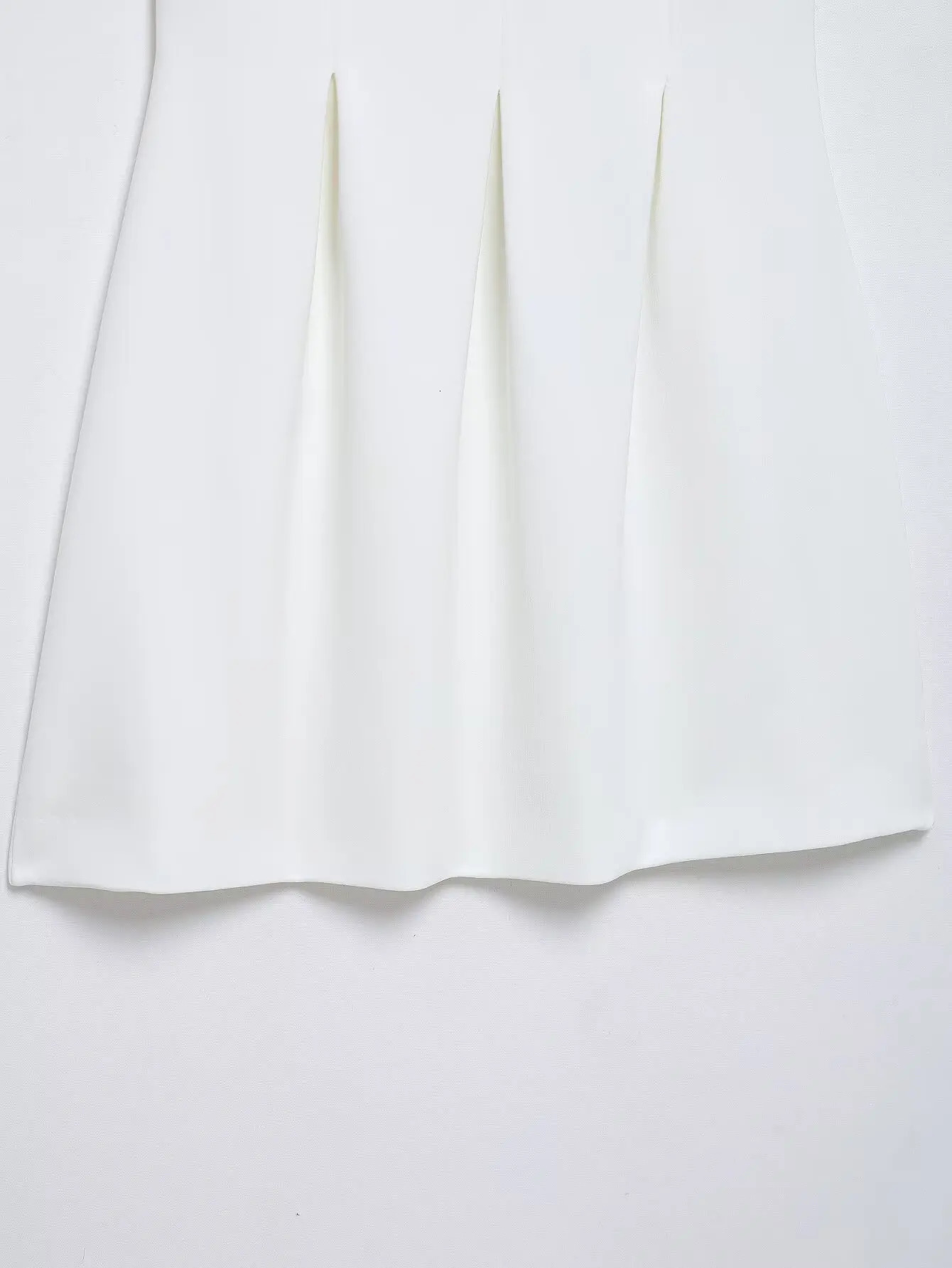 TRAFZA Women Summer High Street Sleeveless Mini Dress Solid Wide Swing Decoration Zipper Fashion VNeck Sling Dresses 250214