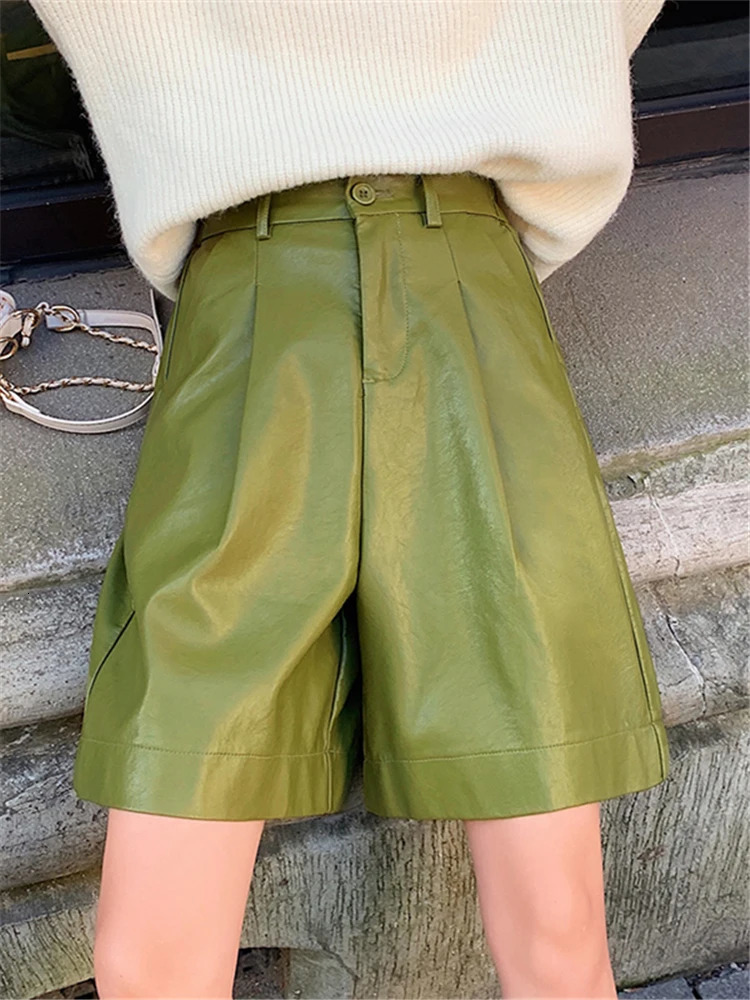 REALEFT Autumn Winter Green Faux PU Leather Womens Shorts High Waist Wide Leg Pants Vintage Trousers Female Pocket 2023 250213