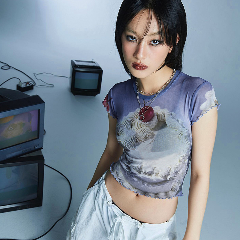 Designer Sweet Style Round Neck Sleeves Wrapped In Cherry Cake Blue T-shirt Instagram Fashion Summer Ear Edge Exposed Umbilical Hot Girl Top