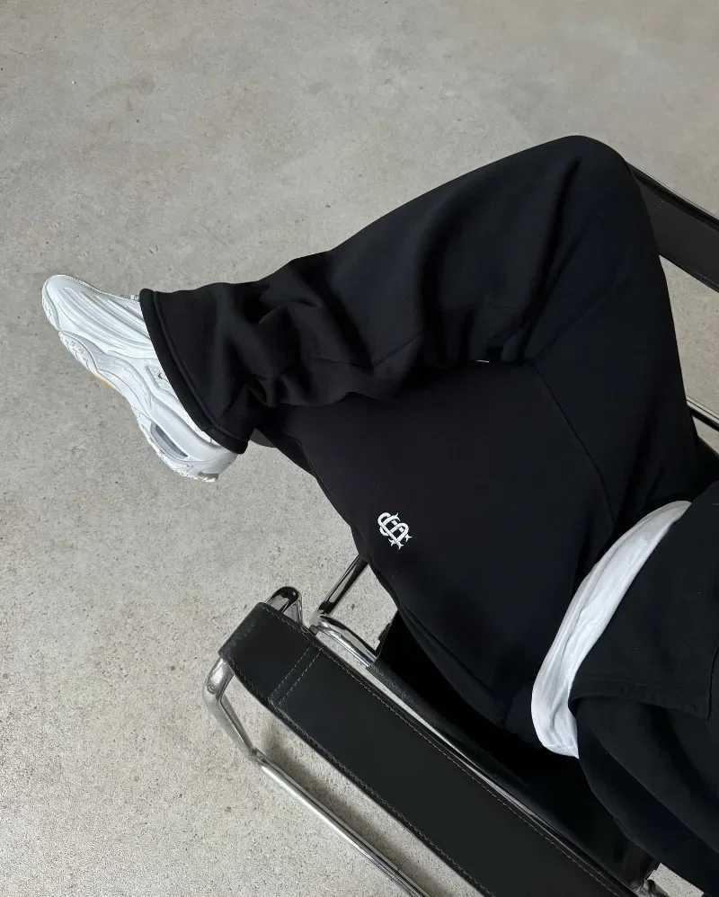 Retro Straight Pants Tracksuit Streetwear Pants Personalized Pant Leg Zipper Embroidery Y2k Hip Hop Casual Joggers Men PantsT250215