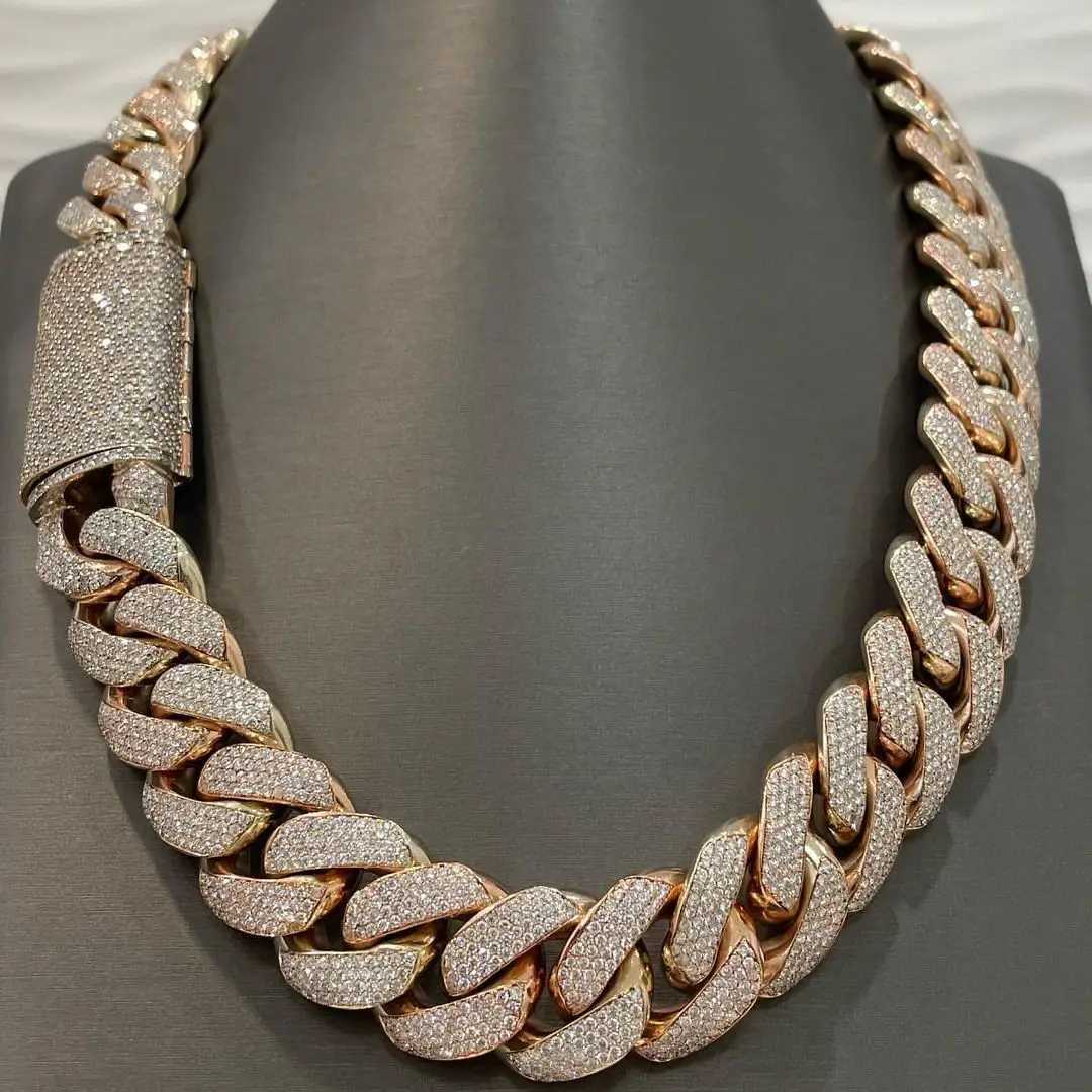 Luxury Custom Buss Down 4 Rows Iced Out Moissnaite Diamond Miami Cuban Chain