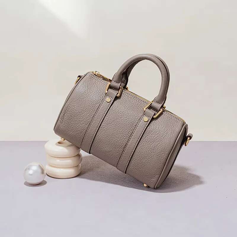 Boston Pillow Niche Design Top Layer Cowhide Style Handbag High-End Fashionable Versatile Crossbody Female Top-Handlesbag Bags