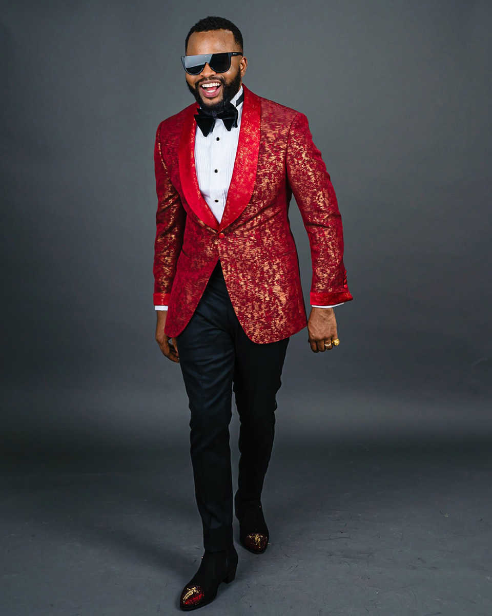 Red Pattern Mens Wedding Tuxedos Shawl Lapel Groom Wear Party Birthday Black Pants Suits 2 Pieces Customized