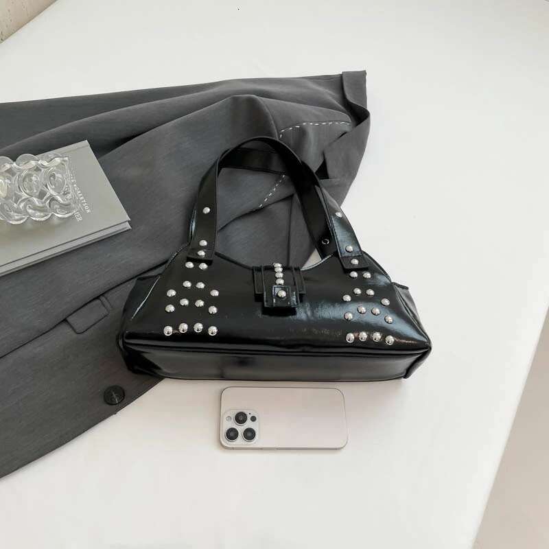 Retro Riveted Women's Uderarm Punk Rock Girls Oil PU Leather Black Handbag Motorcycle Ladies Commuter Baguette Shoulder Bag