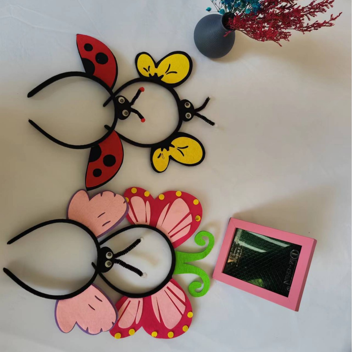 Adorable Bee Hair Band for Kids - Cute Butterfly Headband for Preschool Performances