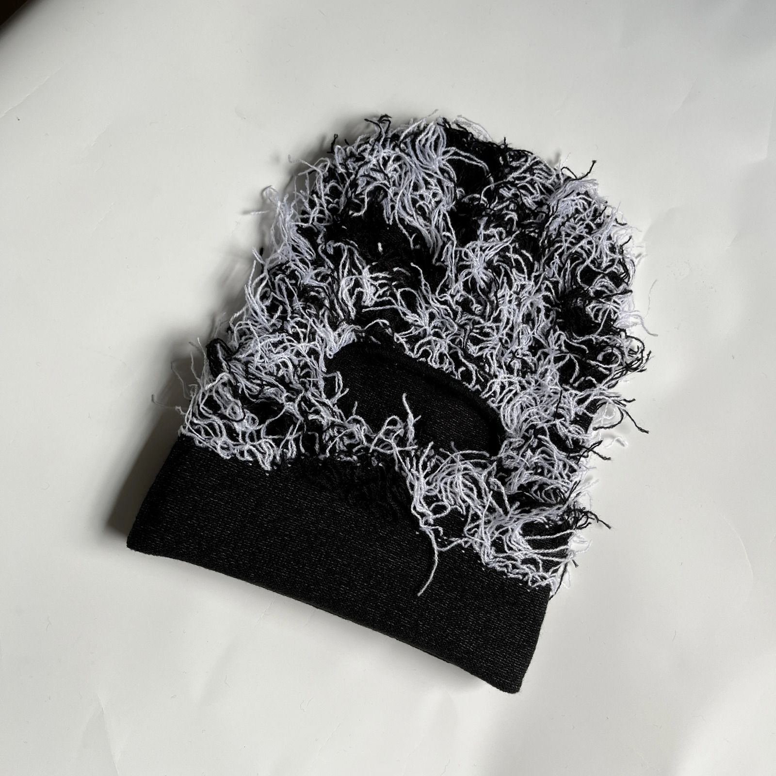 1pcs Y2K Tassel Balaclava Distressed Knitted Full Face Ski Mask Shiesty Mask Colorblock Balaclava Knit Fuzzy Balaclava 250214