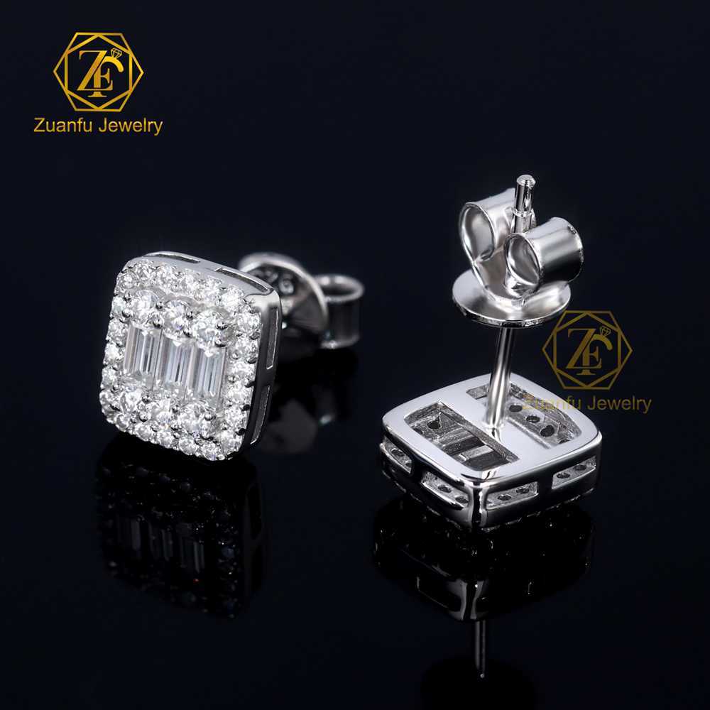 Factory Outlet Unisex Hiphop Stud Earrings 18k Gold Plated 925 Sterling Silver Base Baguette Moissanite Diamond Ear Stud