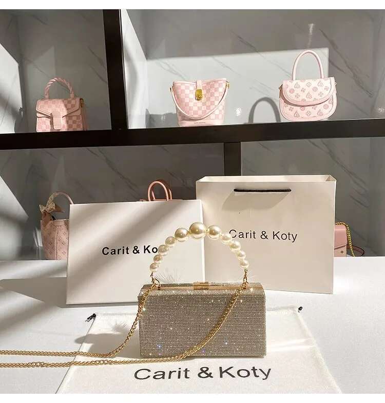 Pearl Beading Handheld Ostrich Hair Women's Handbag Crystal Shiny Dias Evening Wedding Party Clutch Purse Shoulder Bag