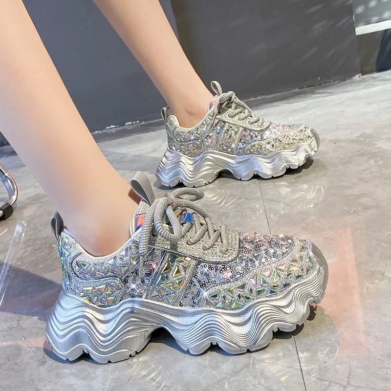 Water Dia Women's 2024 Winter New Designer Fashion Lace Sponge Cake Thick Bottom Height Increasing Casual Sports Shoes