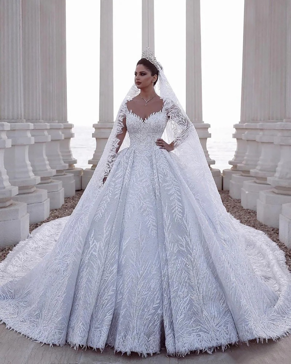 a line wedding dresses crystals lace appliques tulle fitted bridal gowns plus size beaded arabic