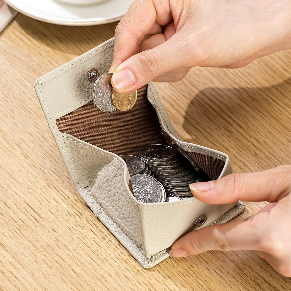 Japanese Style Top Layer Cowhide Mini Wallet Womens Leather Buckle Coin Purse Bag Storage of Small Wallet Compact Money Bag 250207