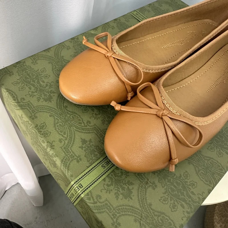 Ballerina Womens Flat Shoes Comfort Non-slip Ladies Loafers Leather Flats Elegant Bowknot Womens Single Shoes Fashion 250214