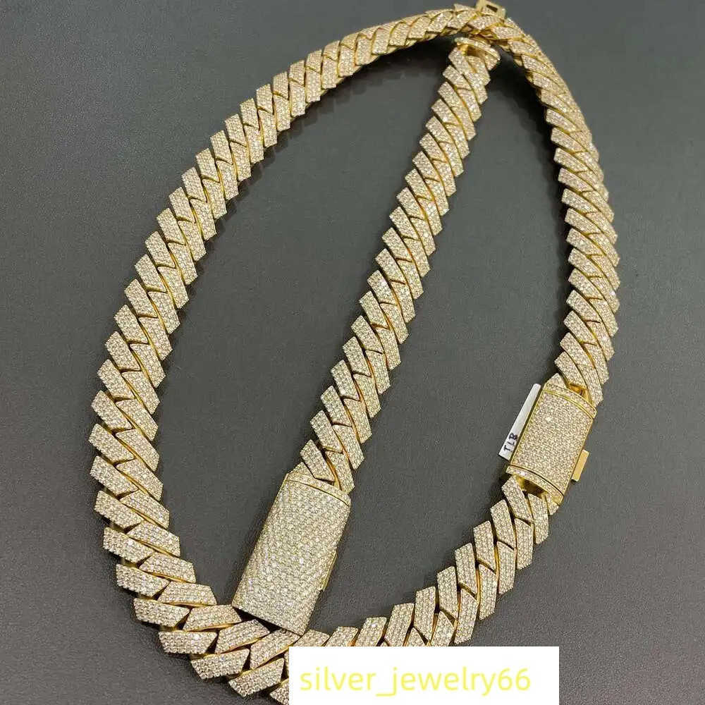 18 Mm Vvs Hand Set Micro Setting Moissanite Diamond Studded Hiphop Iced Out Sterling Silver Cuban Link Chain for Birthday Gift