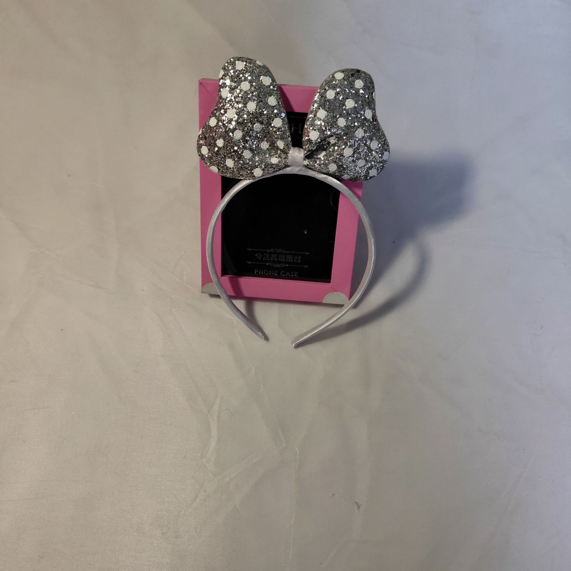 Adorable Shimmering Butterfly Knot Hair Band for Children - Suitable for School Events and Outdoor Fun