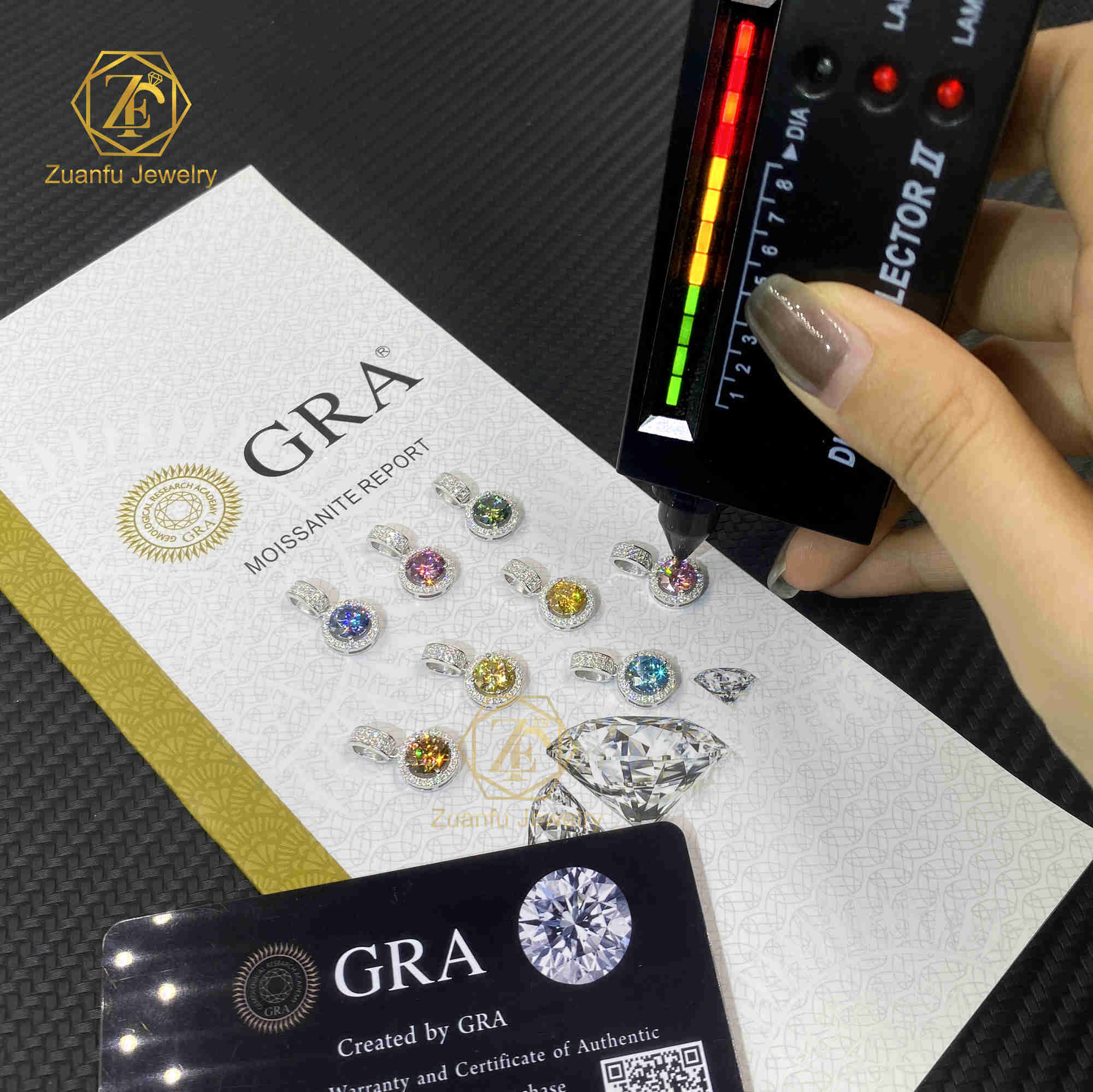 Fashion Design 1CT 6.5MM Moissanite Pendant Charm Pink Yellow Blue Round Brilliant Cut Halo 6.5MM Moissanite Pendant Charm