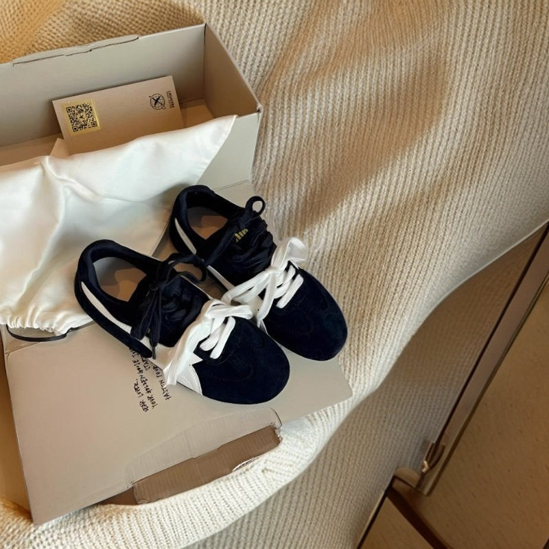 Dehun Women's 2025 Early Spring New Agan Racing Sports Casual Comfortable and Breathable White Shoes #ddmypanda