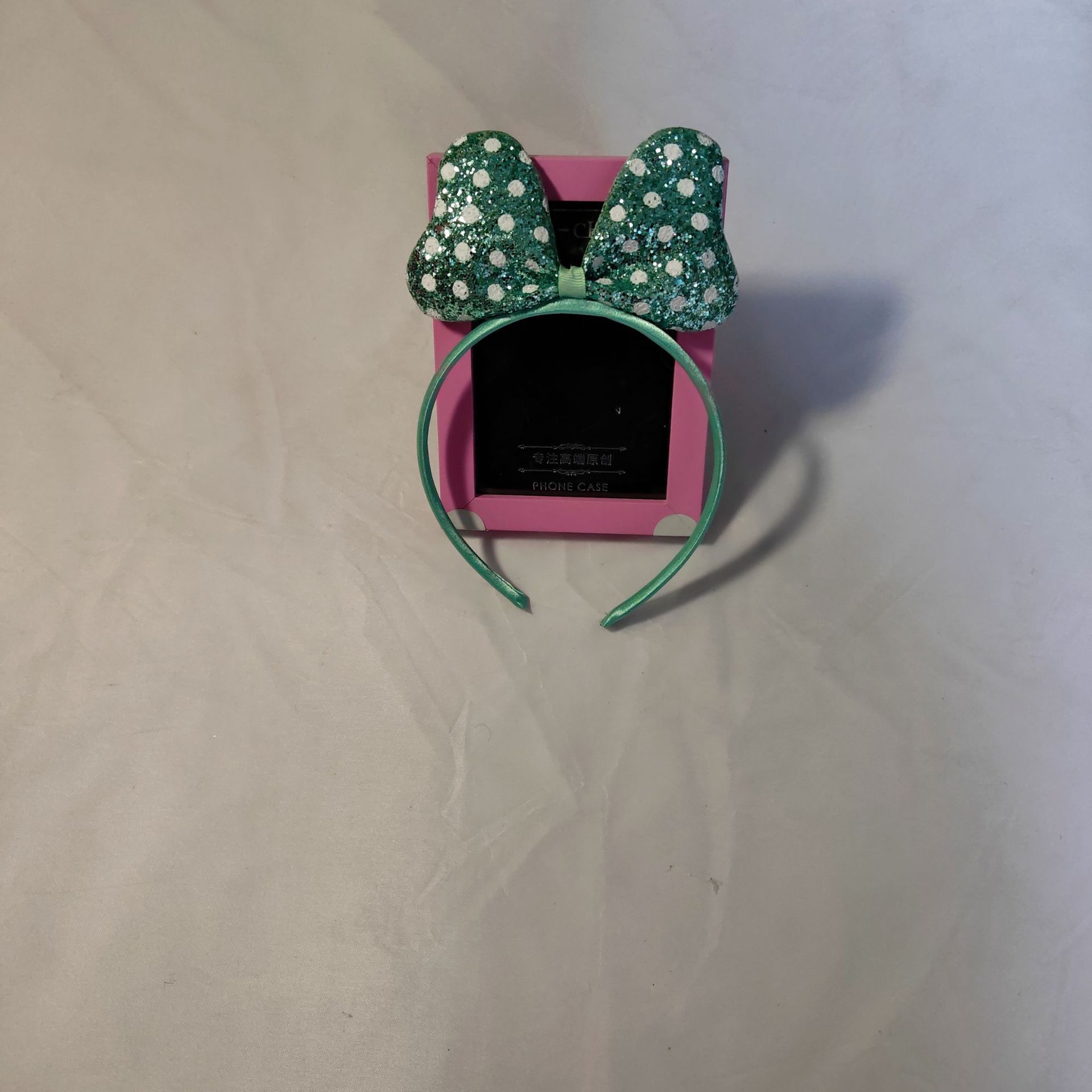 Adorable Shimmering Butterfly Knot Hair Band for Children - Suitable for School Events and Outdoor Fun