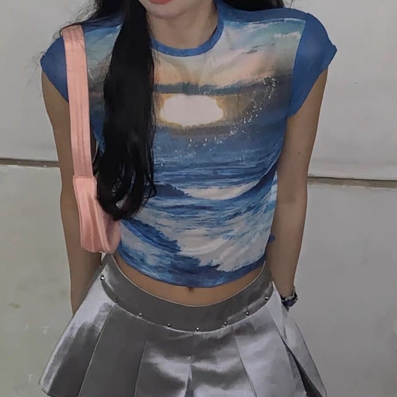 Designer Sweet Style Round Neck Sleeves Wrapped In Cherry Cake Blue T-shirt Instagram Fashion Summer Ear Edge Exposed Umbilical Hot Girl Top