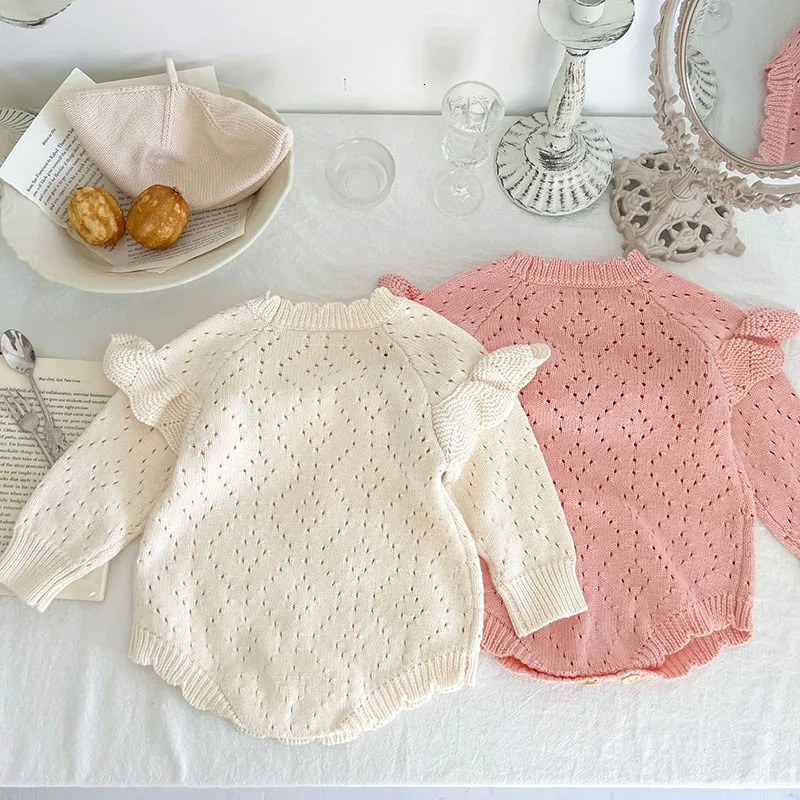 2024 Baby Girls Knitting Bodysuits Long Sleeve Solid Color Hollowed Out Spring Autumn born Baby Girls Knitting Jumpsuit 250208