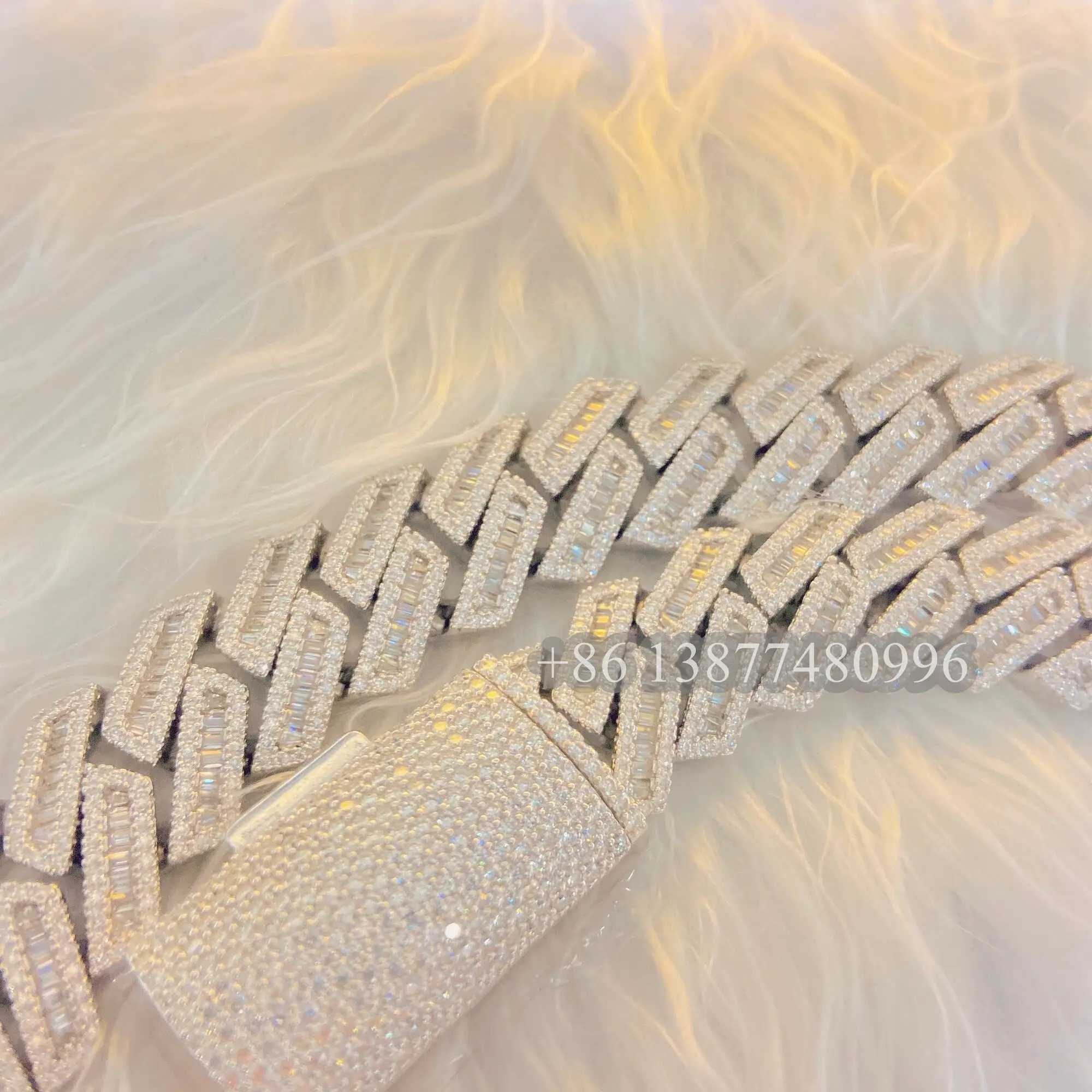 Design Jewelry Silver 925 Vvs Round and Baguette Moissanite Cuban Link Diamond Chain Hip Hop Necklace