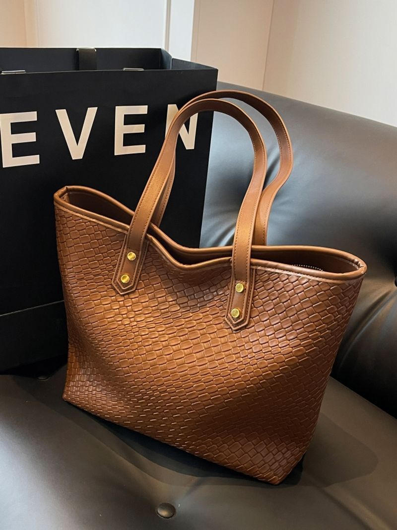 Large Capacity Woven For Women In , New Fashion Niche Commuting Single Shoulder Underarm Bag, Popular Tote Bag