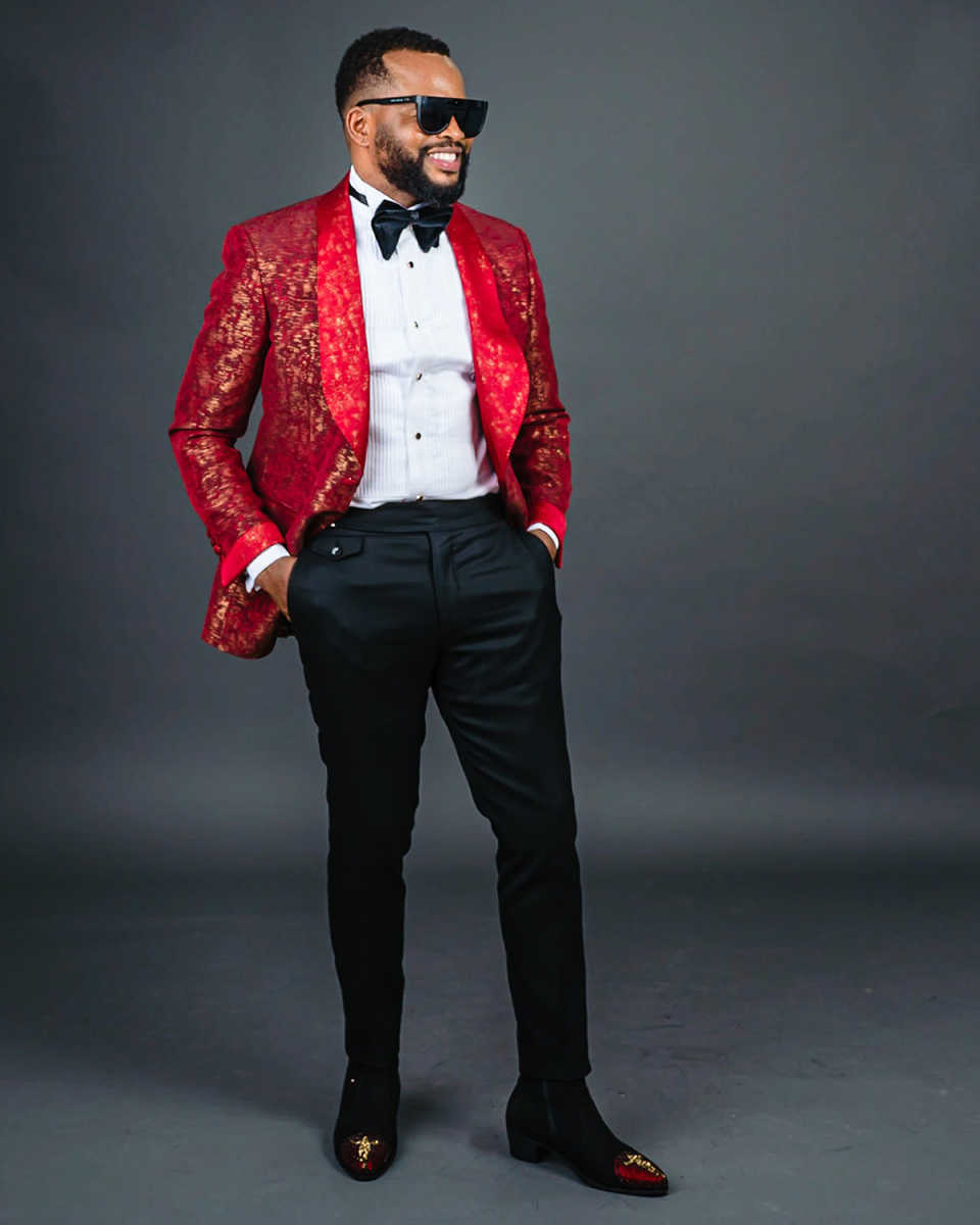 Red Pattern Mens Wedding Tuxedos Shawl Lapel Groom Wear Party Birthday Black Pants Suits 2 Pieces Customized