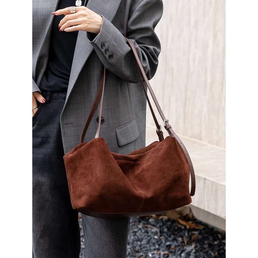 Real Leather Women's 2025 New Large Capacity Tote Commuting Pillow Frosted Cowhide Shoulder Bag For Women