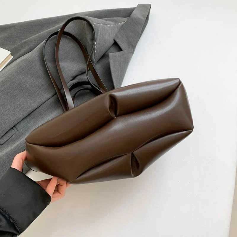 Solid Quality PU Shoder Bag Large Capacity Hasp Interior Zipper Pocket Casual Tote Handbag 2024 Hot S Bags for Wen Bolsa Z250215