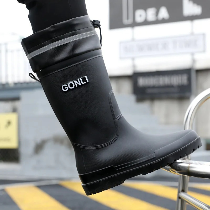 Mens rain boots rain boots adult mid length fashionable Korean water shoes soft anti slip thick sole 250213