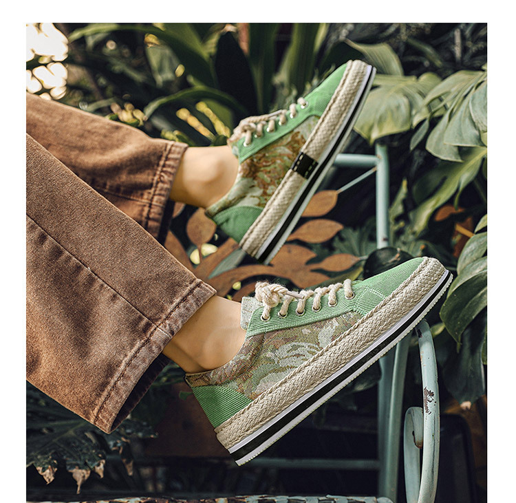 2025 free shipping designer shoes men summer shoes white black casual shoes platform shoes breathable men silp on sneakers trainers skate footwear wit