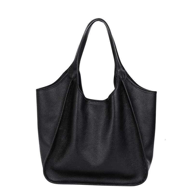 Tote Women's Capacity Korean Simple Shoulder 2023 New Solid Light Soft Leather Mother's Large Bag