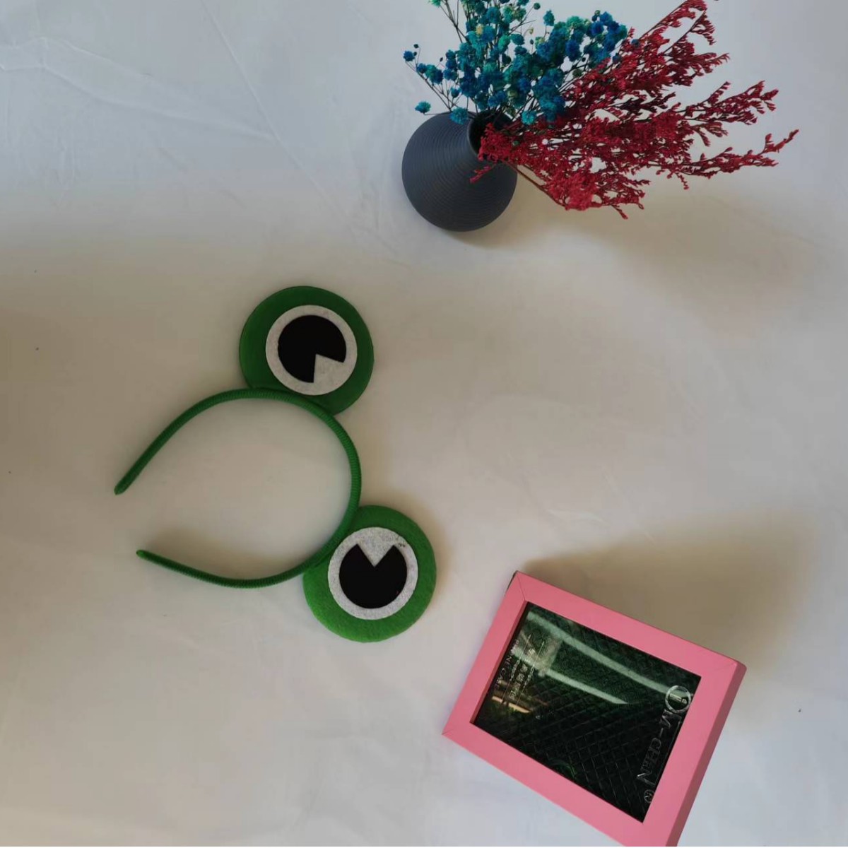 Children's Cartoon Big Eye Frog Crown Head Band for Parties & Kindergarten Performances